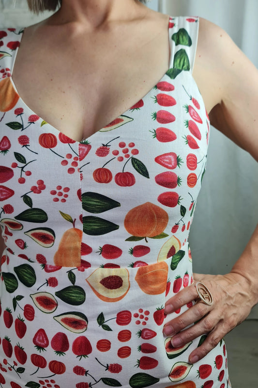 VESTIDO COMPRIDO ESTAMPADO COM FRUTA