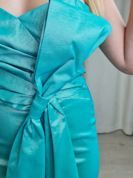 VESTIDO DE CERIMÓNIA VERDE COM LAÇO